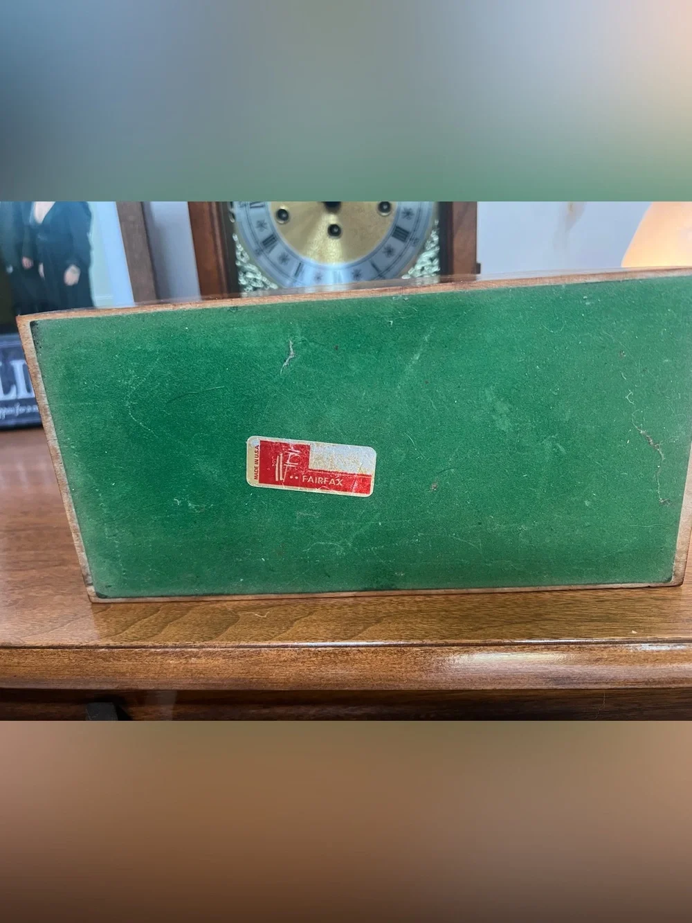 Vintage Fairfax Classic Wood 6-Pipe Holder/Display with Humidor Box